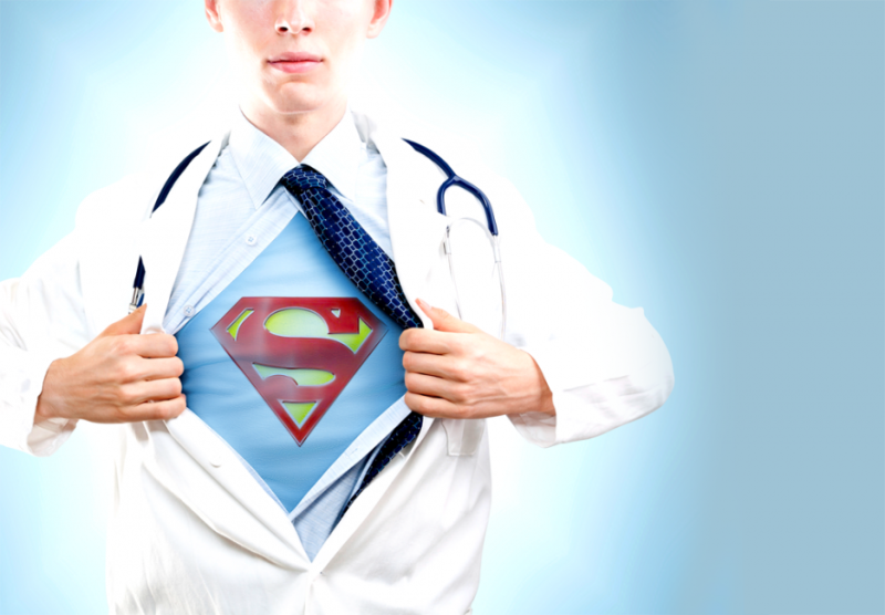 Врачи бесполезны. Врач Супергерой. Медик Супермен. Врач Супермен. Супер врач.